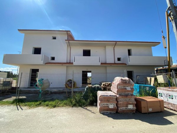 casa indipendente in vendita a Pontedera in zona Pardossi