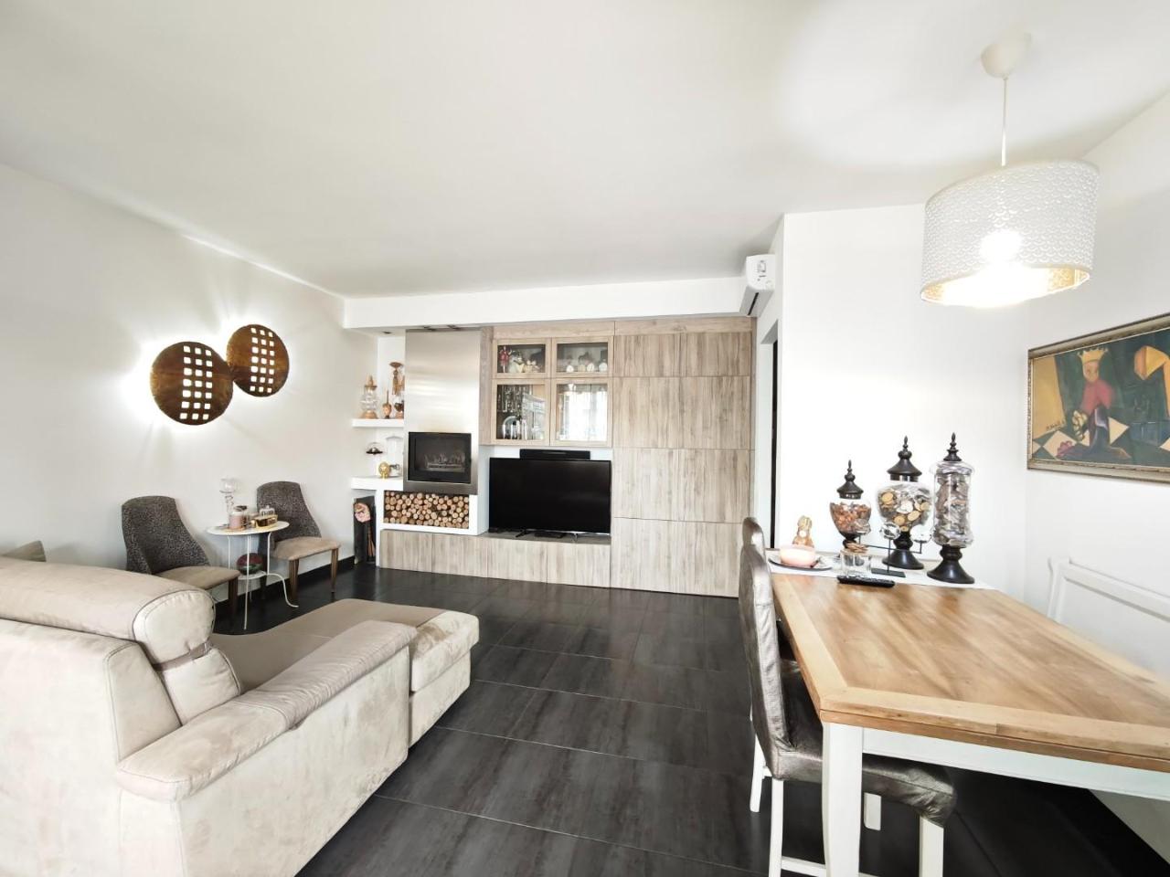 appartamento in vendita a Pontedera in zona Santa Lucia