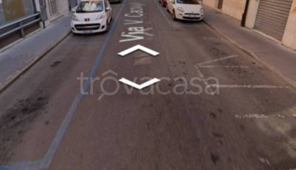 negozio in vendita a Pontedera