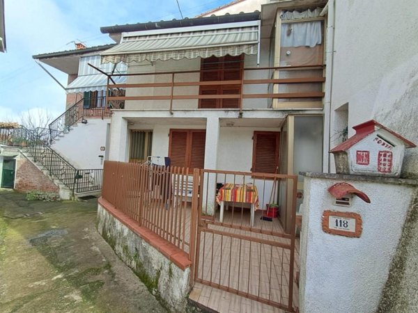 casa indipendente in vendita a Pontedera in zona La Rotta