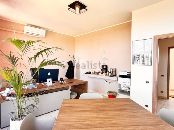 ufficio in vendita a Pontedera