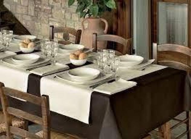 negozio in vendita a Pontedera