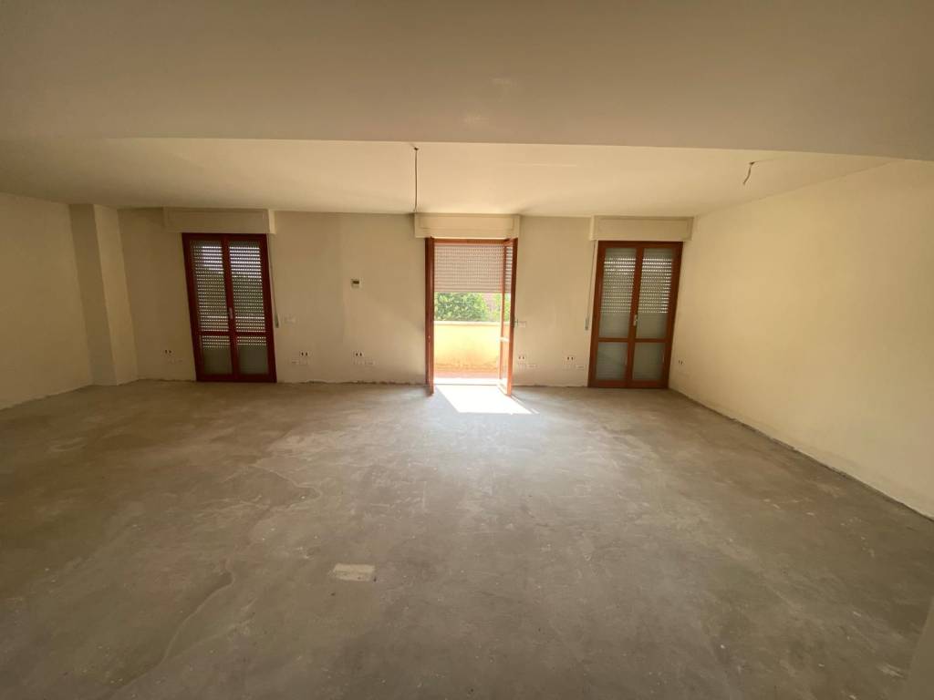 ufficio in vendita a Pontedera