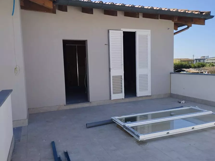 casa indipendente in vendita a Pontedera