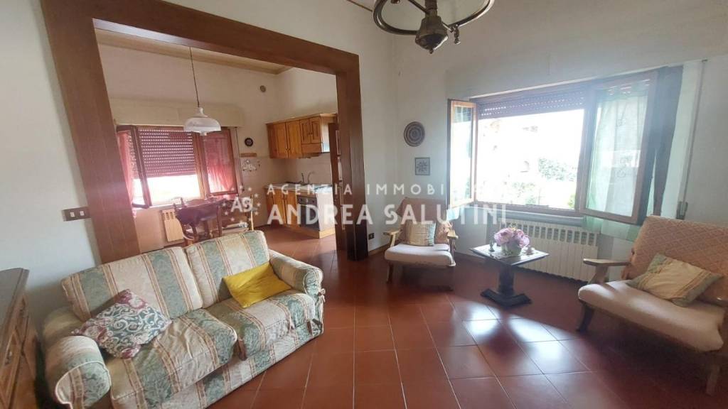 casa indipendente in vendita a Pontedera in zona La Rotta