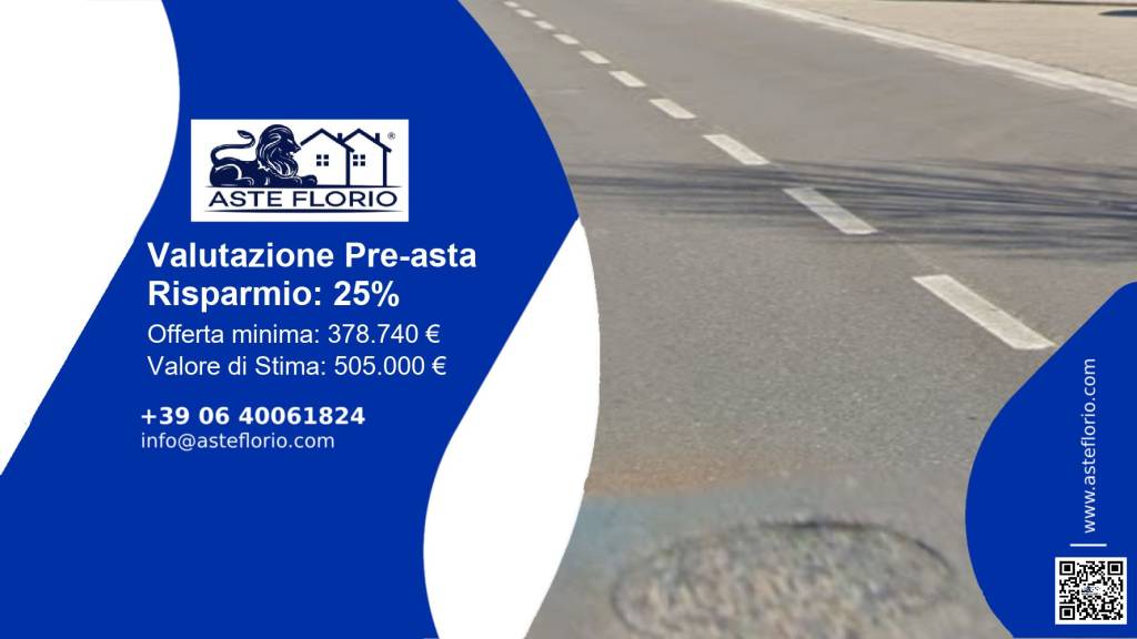 locale commerciale in vendita a Pontedera