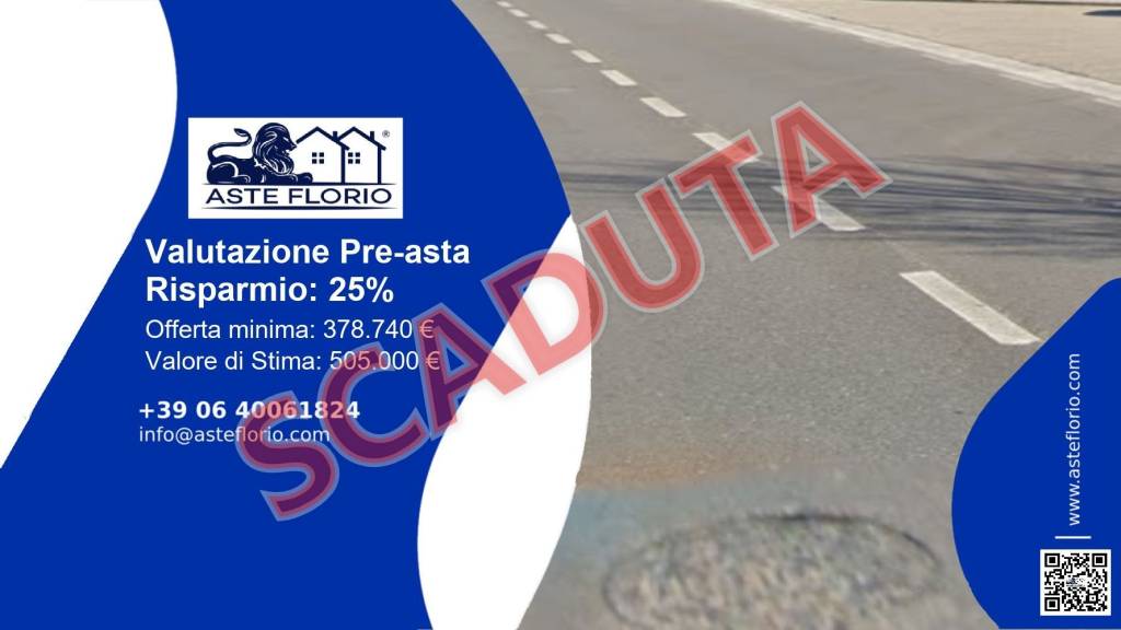 locale commerciale in vendita a Pontedera