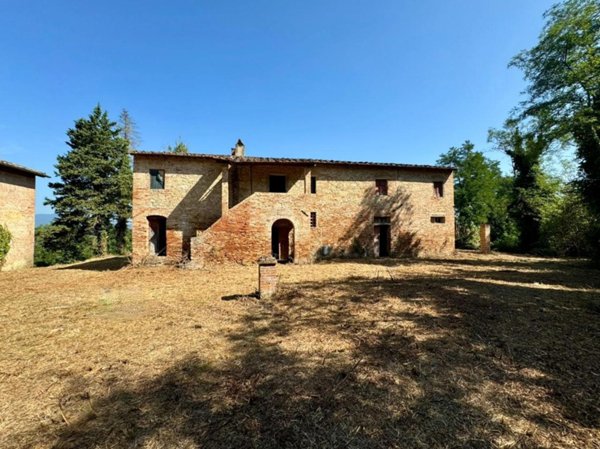 casa indipendente in vendita a Pontedera