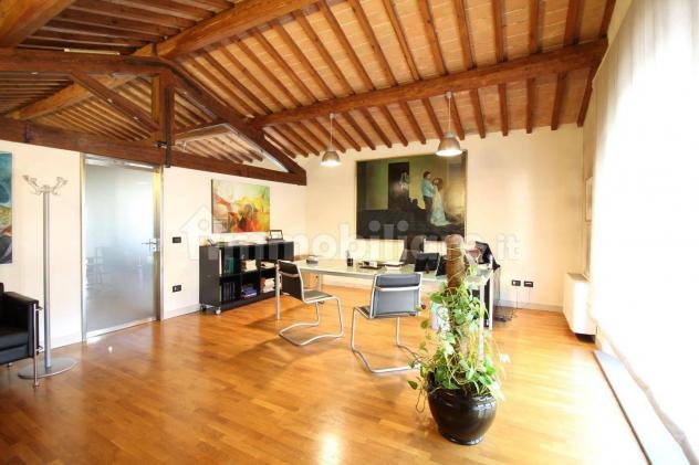 ufficio in vendita a Pontedera