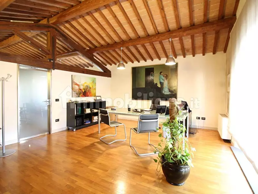 ufficio in vendita a Pontedera