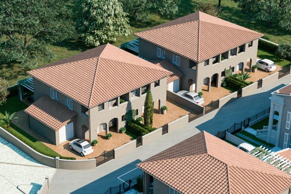 casa indipendente in vendita a Pontedera