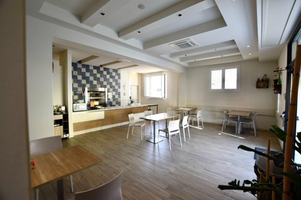 negozio in vendita a Pontedera in zona Il Romito