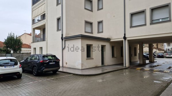 ufficio in vendita a Pontedera