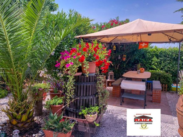 casa indipendente in vendita a Pontedera in zona Il Romito