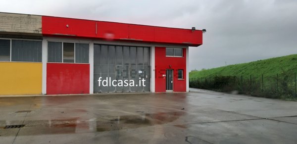 ufficio in vendita a Pontedera