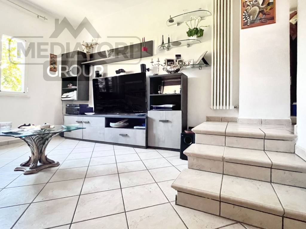 appartamento in vendita a Pontedera in zona La Rotta