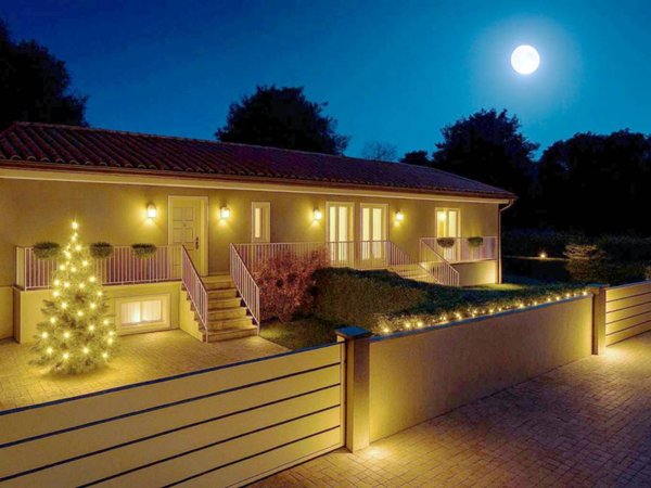 casa indipendente in vendita a Pontedera in zona Pietroconti