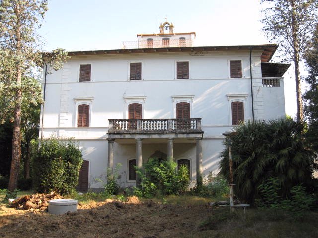 casa indipendente in vendita a Pontedera