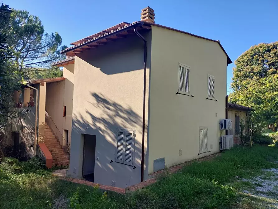 casa indipendente in vendita a Pontedera in zona Montecastello