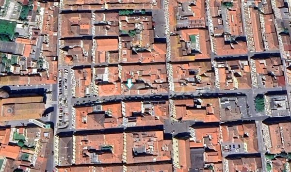 negozio in vendita a Pontedera