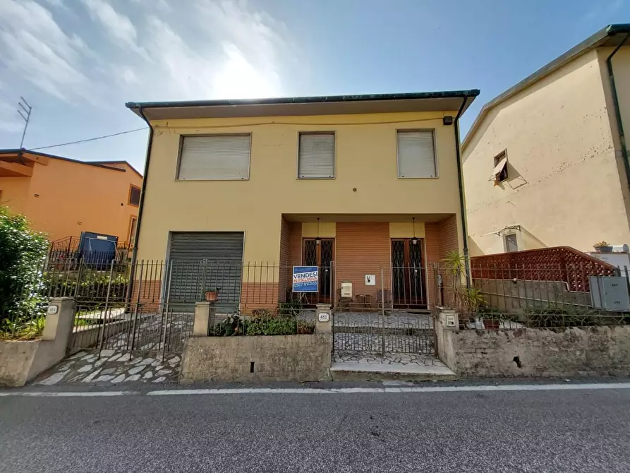 casa indipendente in vendita a Pontedera in zona La Rotta