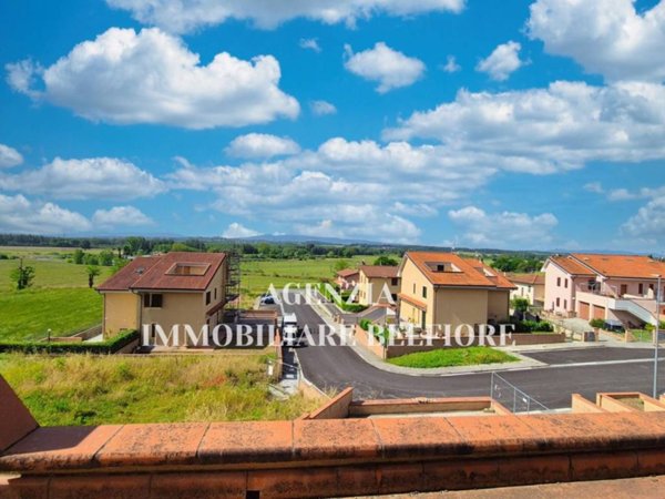 appartamento in vendita a Pontedera in zona I Fabbri