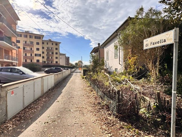 appartamento in vendita a Pontedera in zona Pietroconti