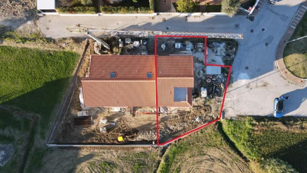 casa indipendente in vendita a Pontedera in zona Pardossi