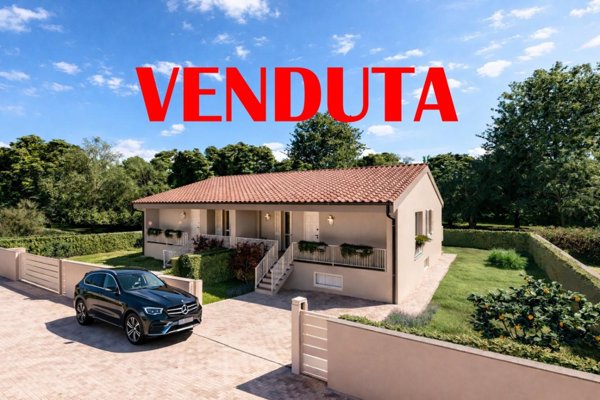 casa indipendente in vendita a Pontedera