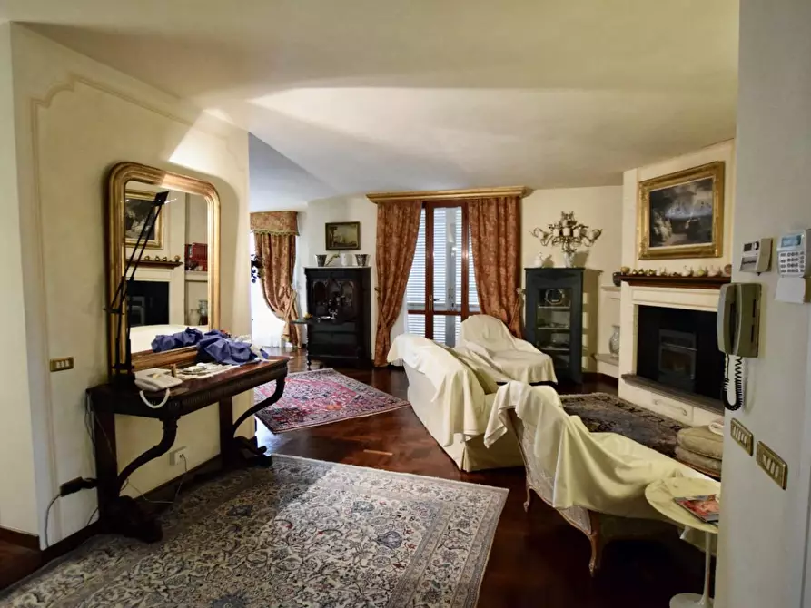 casa indipendente in vendita a Pontedera