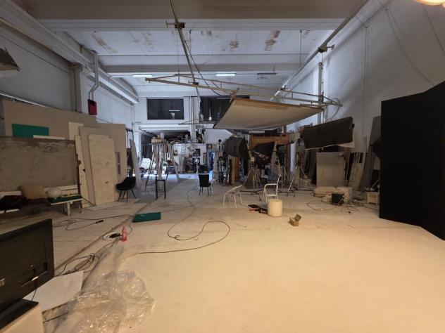 capannone in vendita a Pontedera