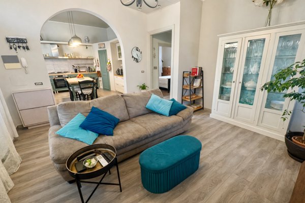 casa indipendente in vendita a Pontedera