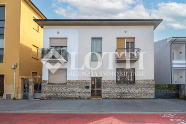 appartamento in vendita a Pontedera