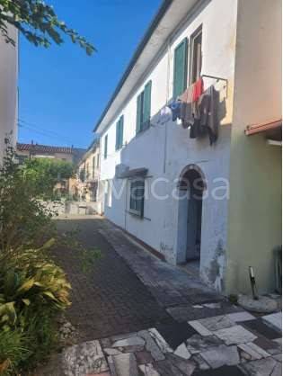 appartamento in vendita a Pontedera in zona La Rotta