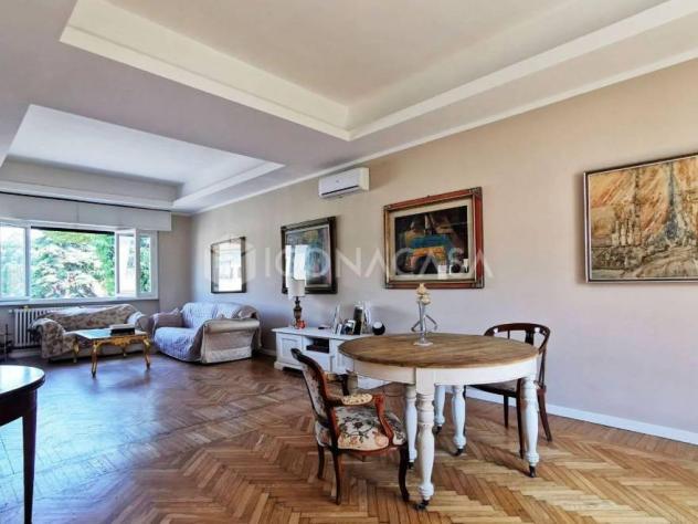 casa indipendente in vendita a Pontedera