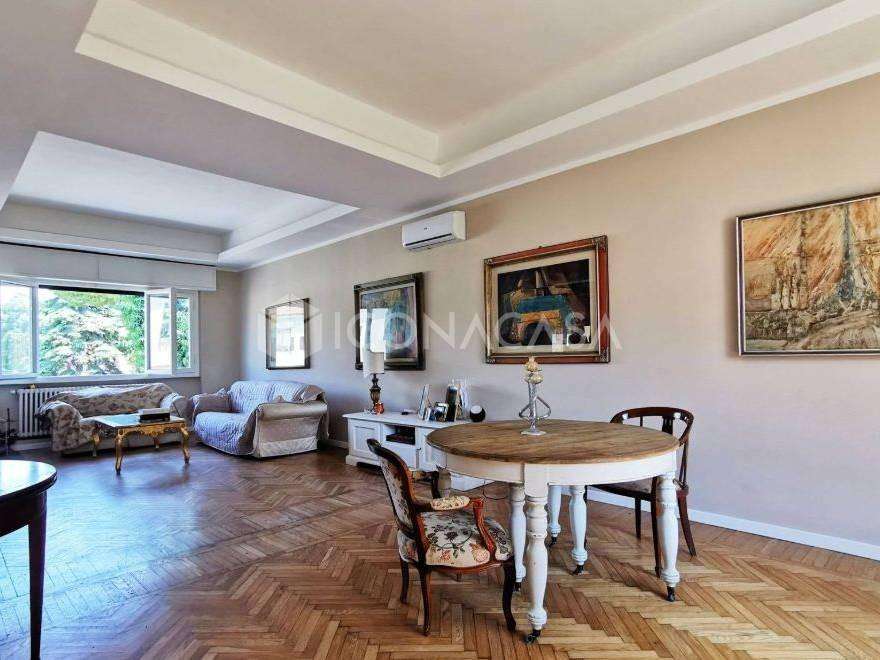 casa indipendente in vendita a Pontedera