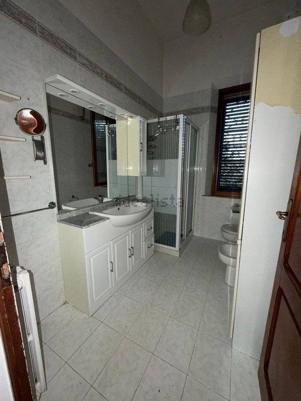 casa indipendente in vendita a Pontedera in zona La Rotta