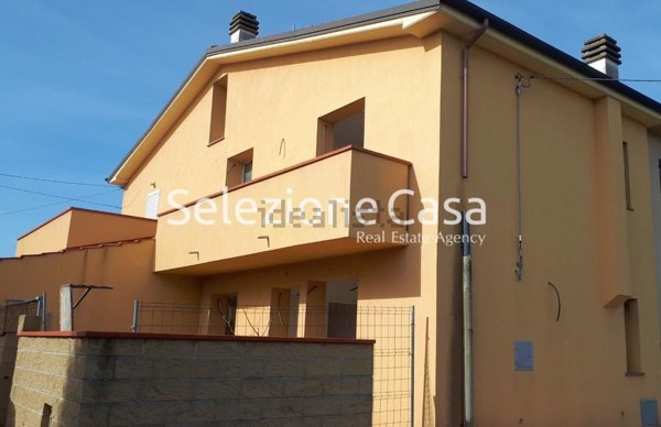 casa indipendente in vendita a Pontedera in zona Santa Lucia