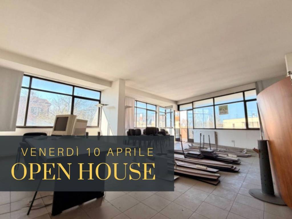 negozio in vendita a Pontedera