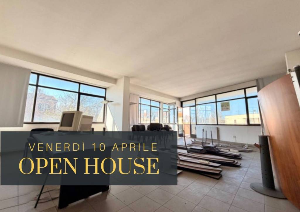 negozio in vendita a Pontedera in zona La Bianca