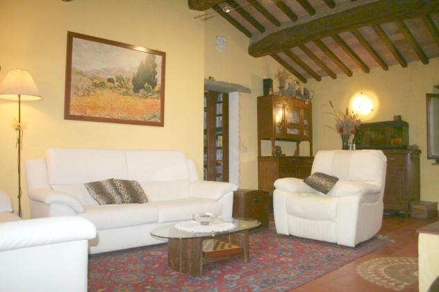 casa indipendente in vendita a Pontedera in zona Montecastello