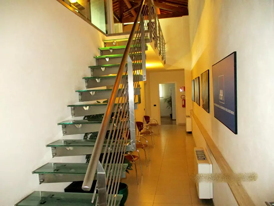 ufficio in vendita a Pontedera