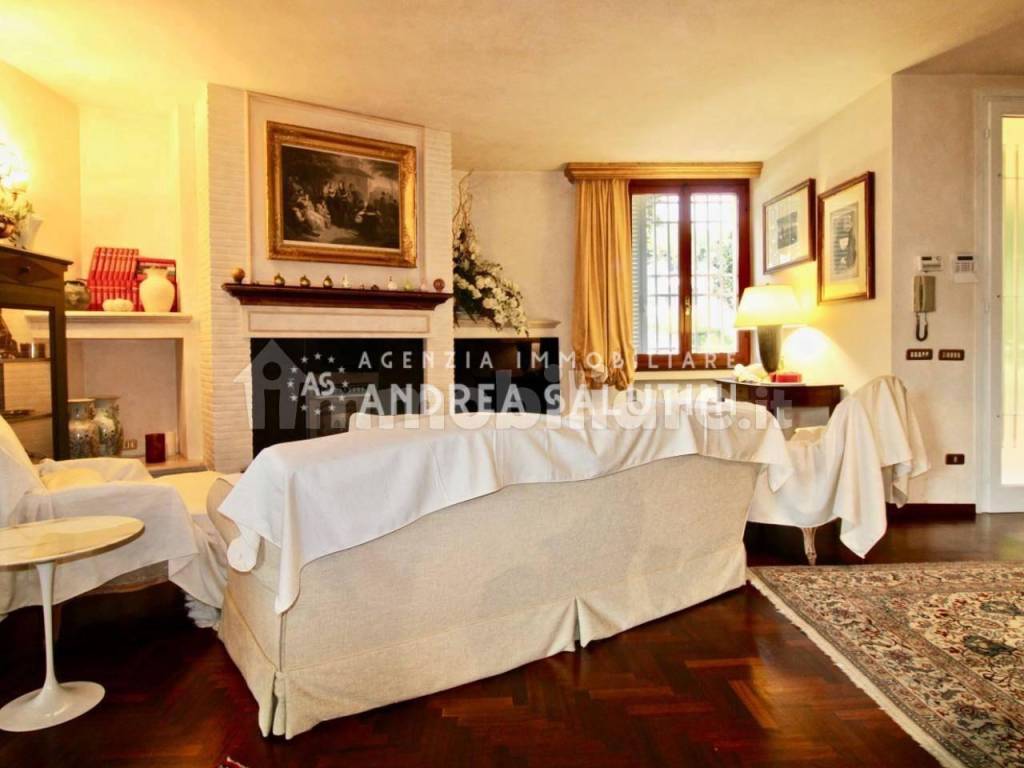 casa indipendente in vendita a Pontedera