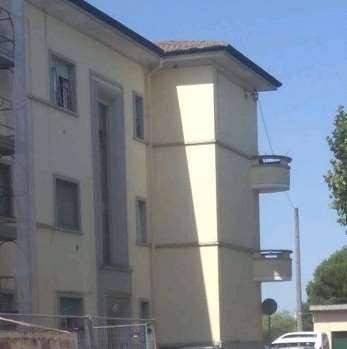 appartamento in vendita a Pontedera in zona Le Cantine
