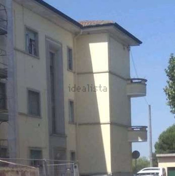 appartamento in vendita a Pontedera in zona Le Cantine