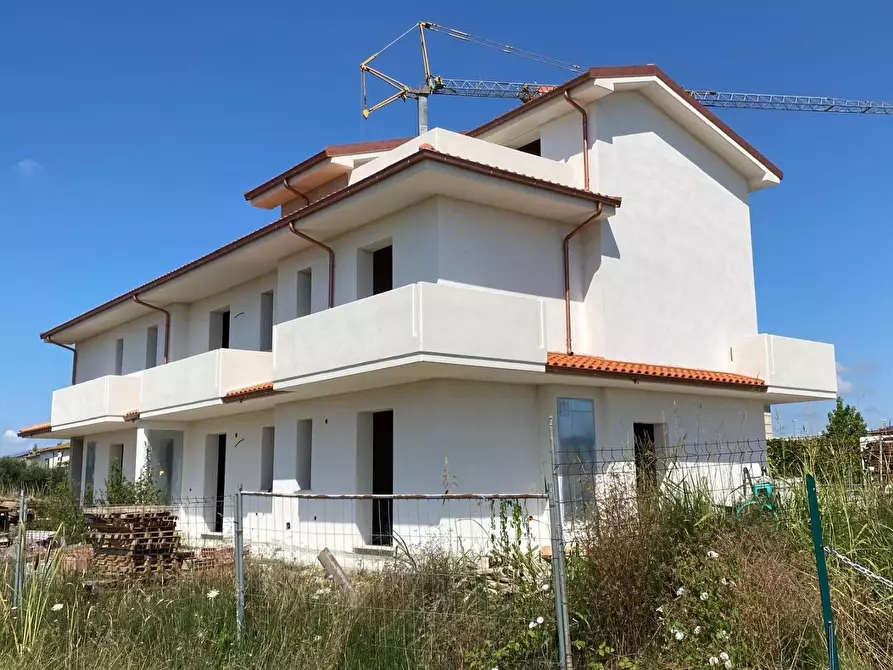 casa indipendente in vendita a Pontedera in zona Pardossi