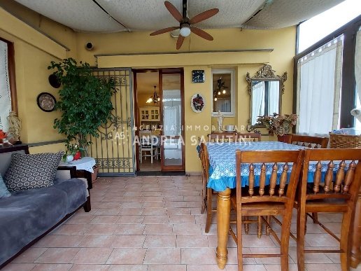 casa indipendente in vendita a Pontedera