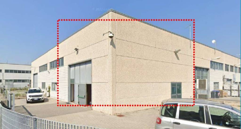 negozio in vendita a Pontedera