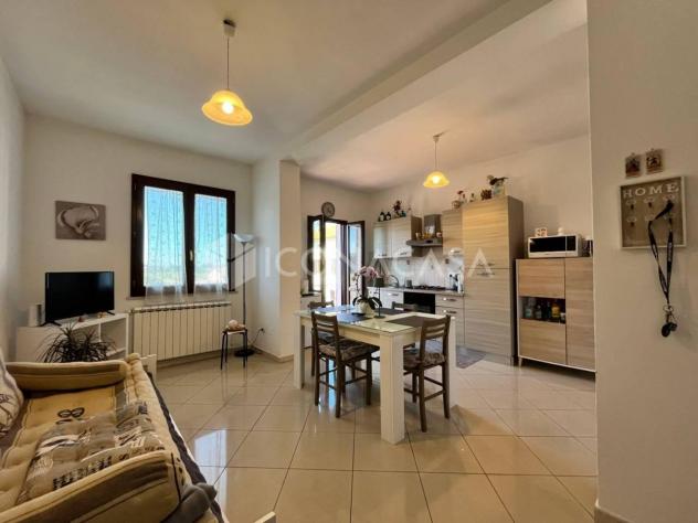 appartamento in vendita a Pontedera in zona Santa Lucia