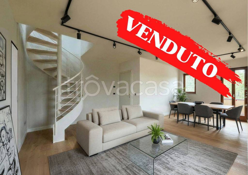 appartamento in vendita a Pontedera in zona Treggiaia